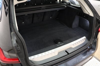 BMW 330e Touring Sport Line aut.