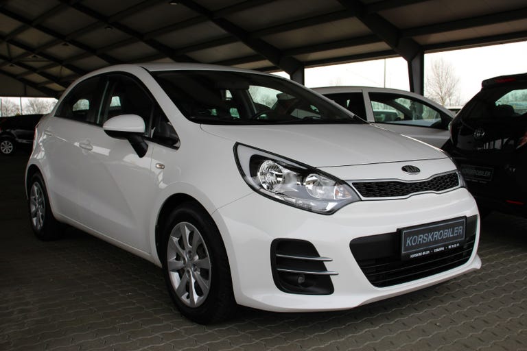 Kia Rio CVVT Intro Edition