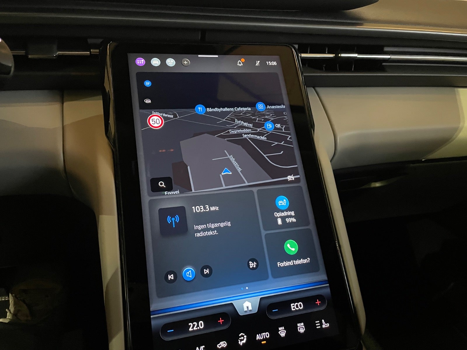 Ford Explorer Select Extended Range