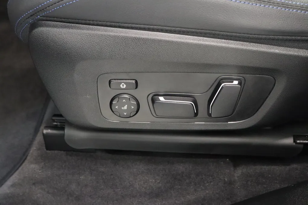 BMW iX3 Charged Plus M-Sport