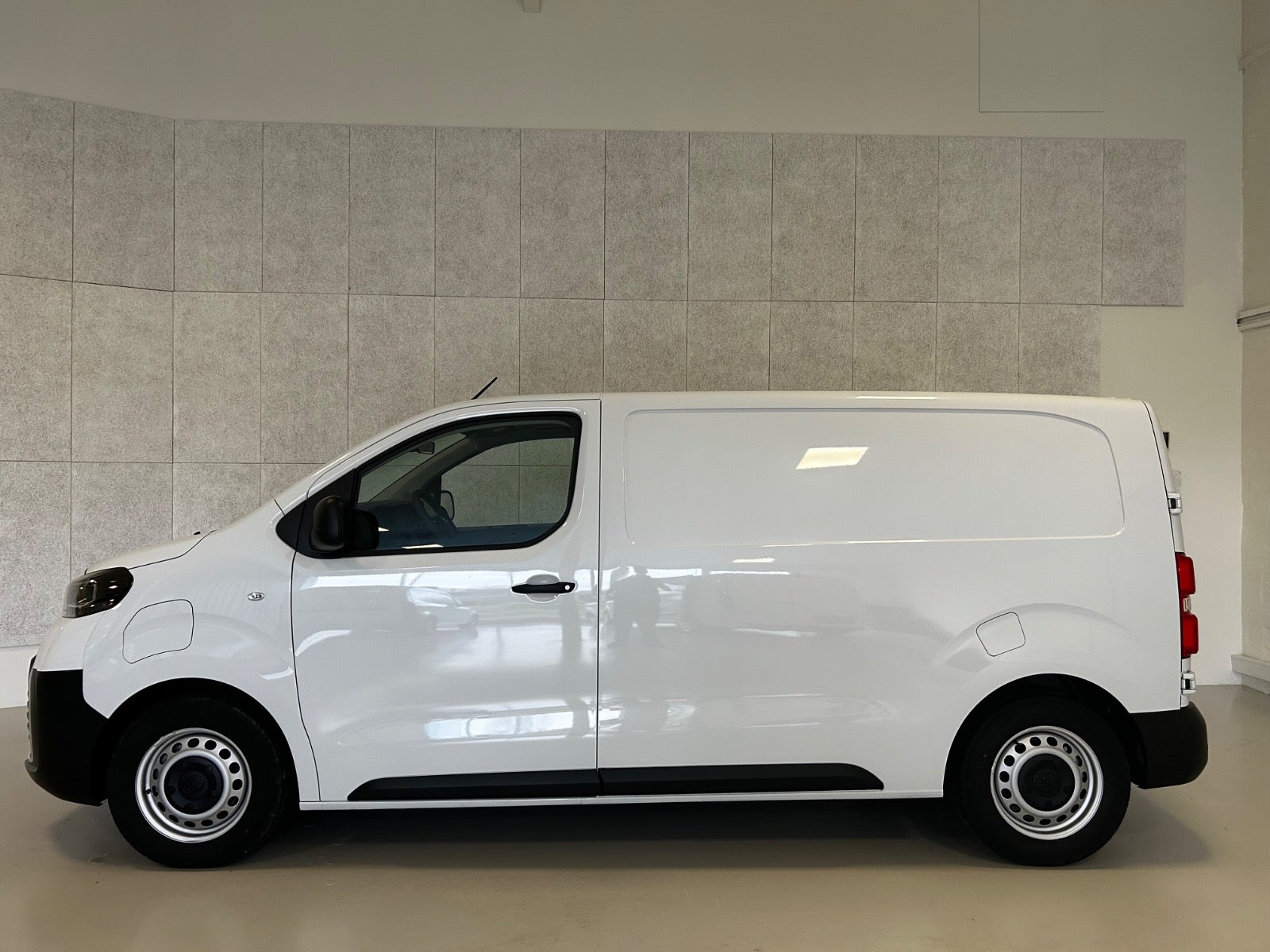 Billede af Toyota ProAce 75 Medium Comfort Master