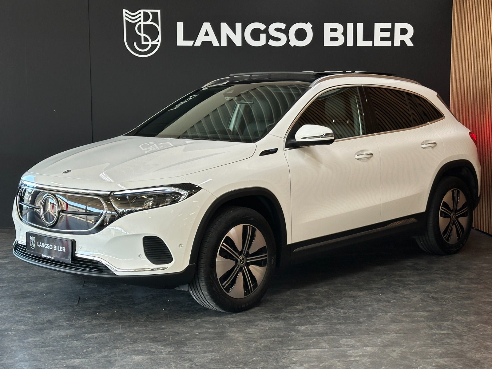Billede af Mercedes EQA250  