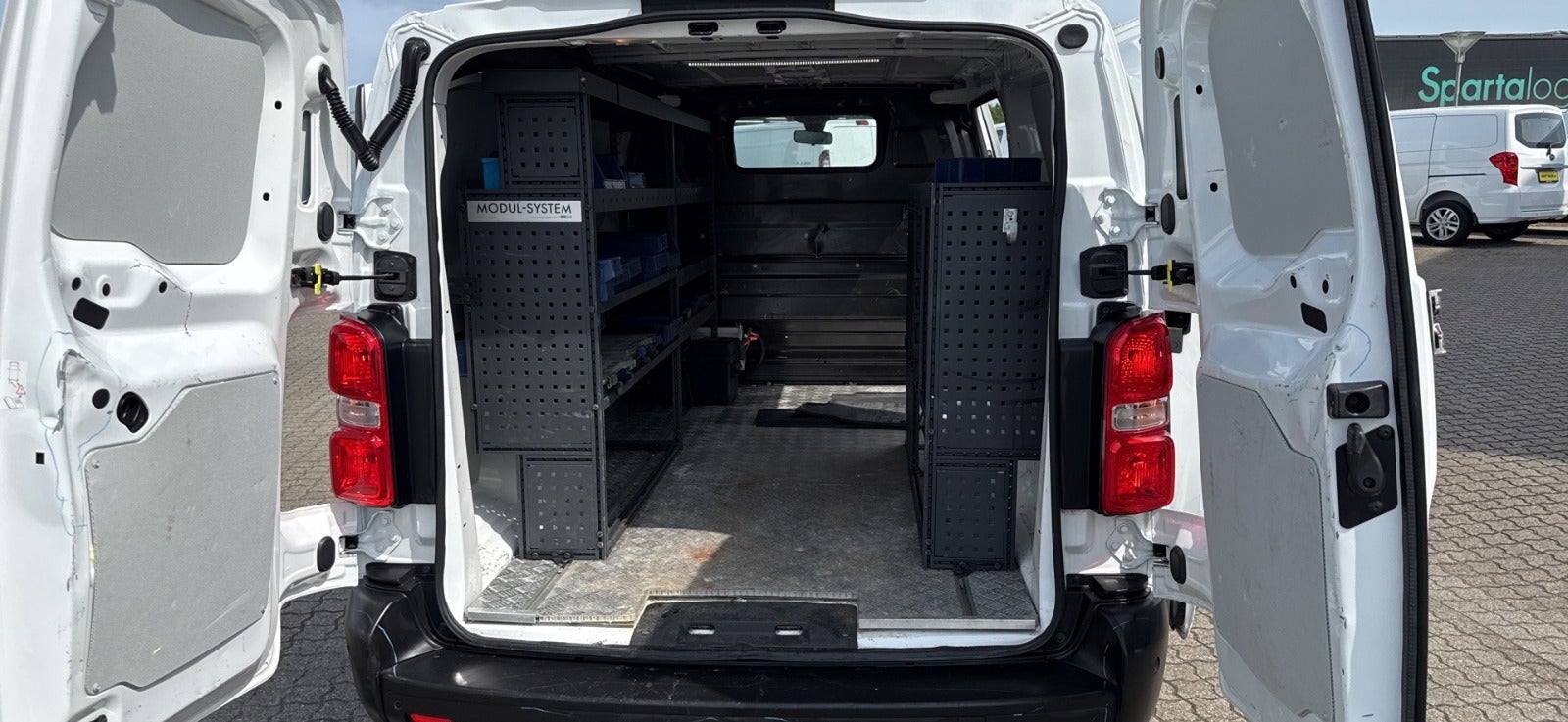 Billede af Peugeot Expert 2,0 BlueHDi 122 L3 Plus Van