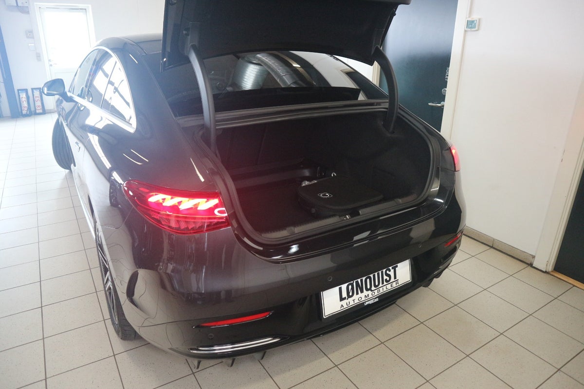 Mercedes EQE350 AMG Line