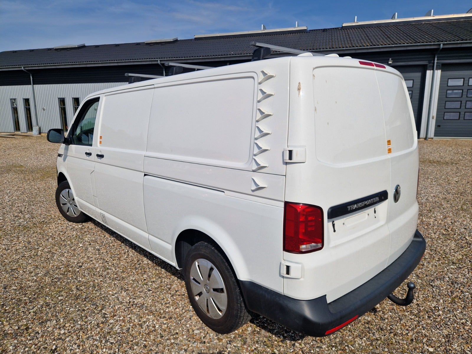 Billede af VW Transporter 2,0 TDi 110 Kassevogn lang