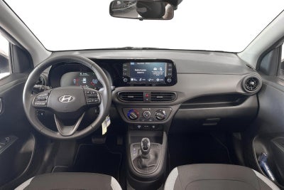 Hyundai i10 MPi Essential AMT