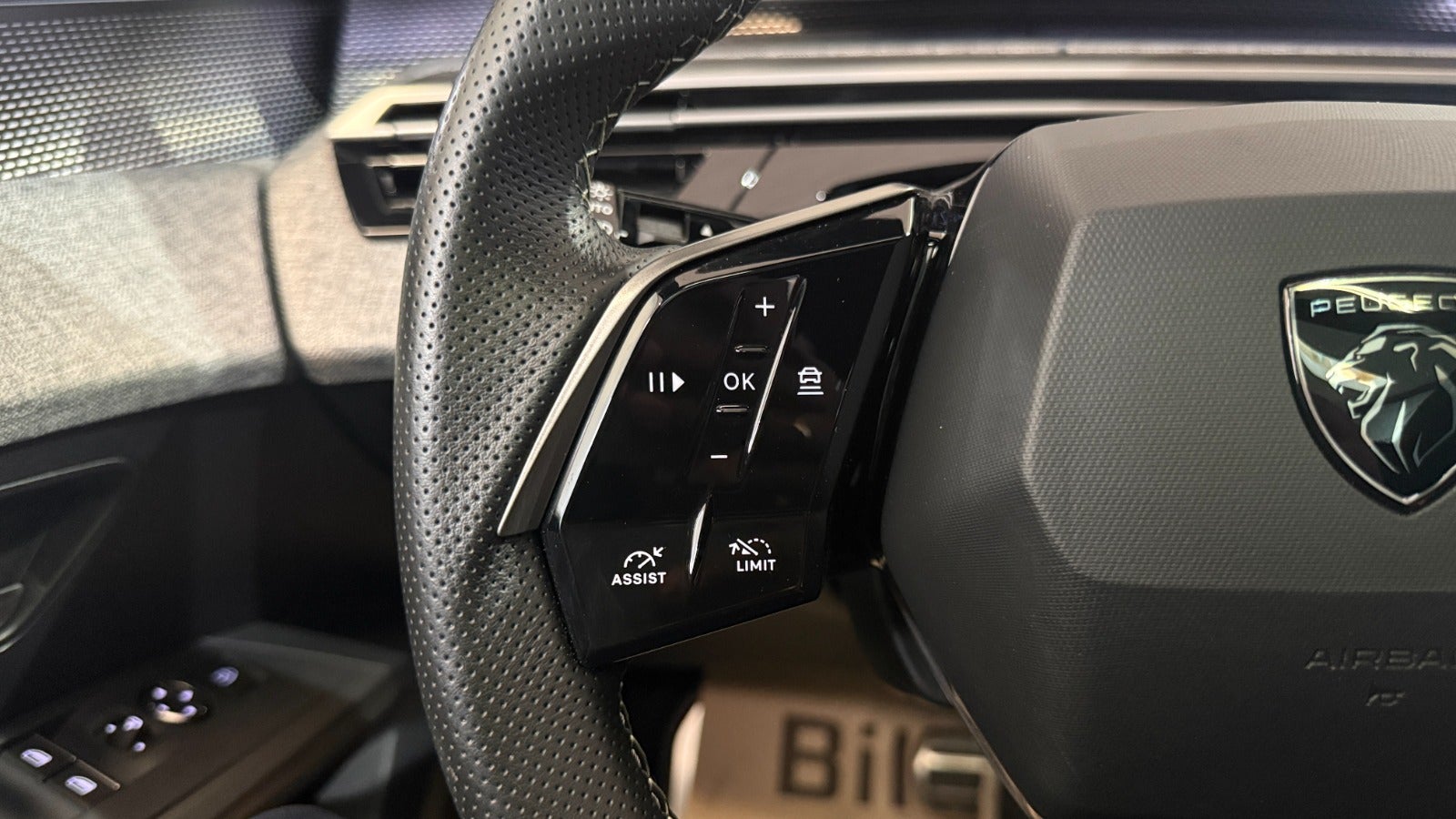 Billede af Peugeot e-5008 77 GT Pack AWD 7prs