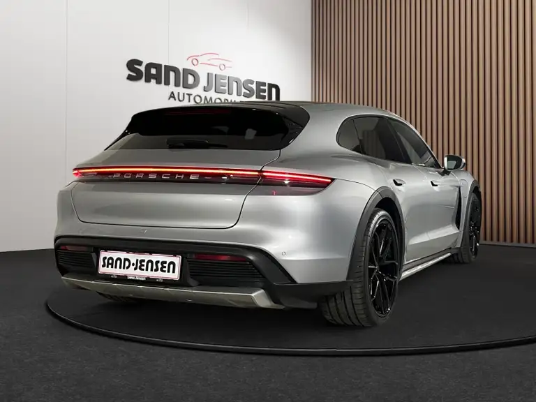 Porsche Taycan 4 Performance+ Cross Turismo