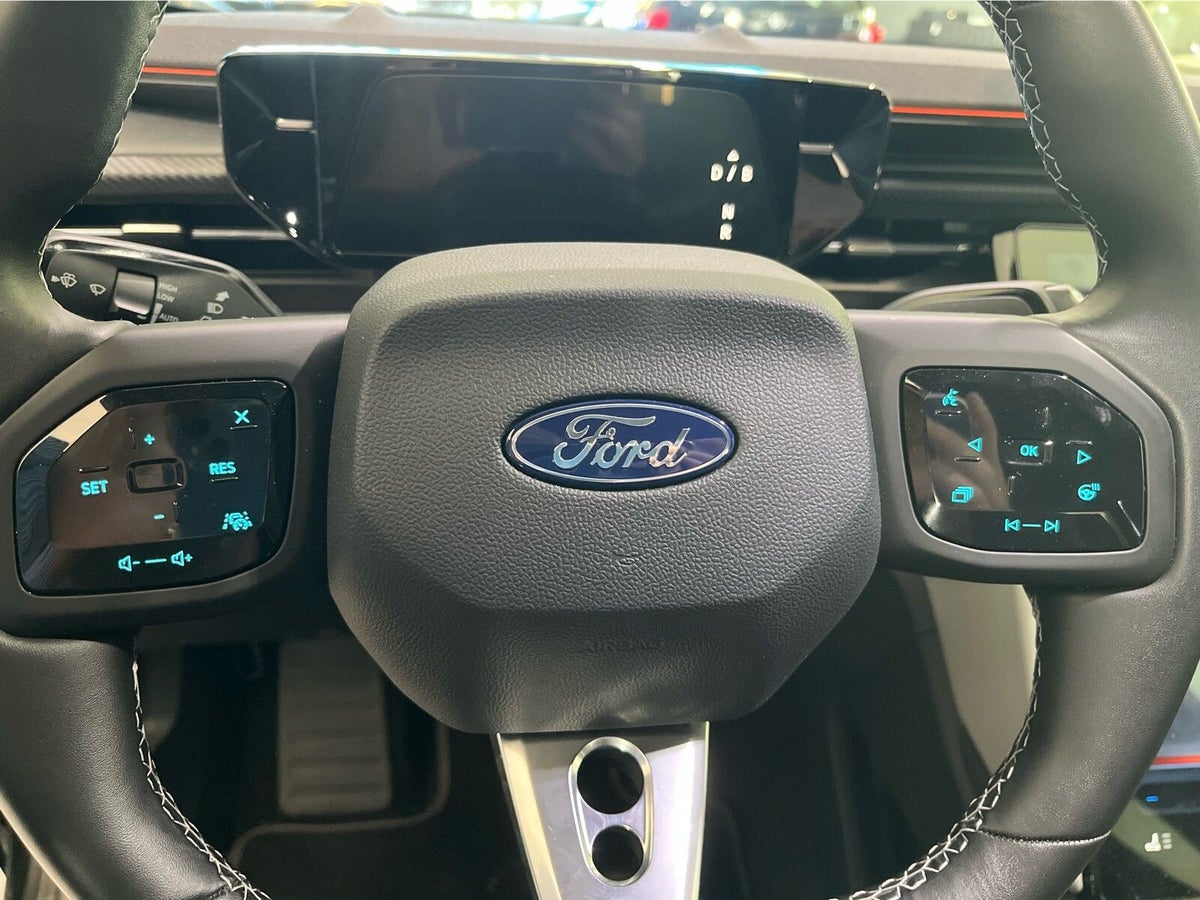 Ford Capri Premium Extended Range billede 17