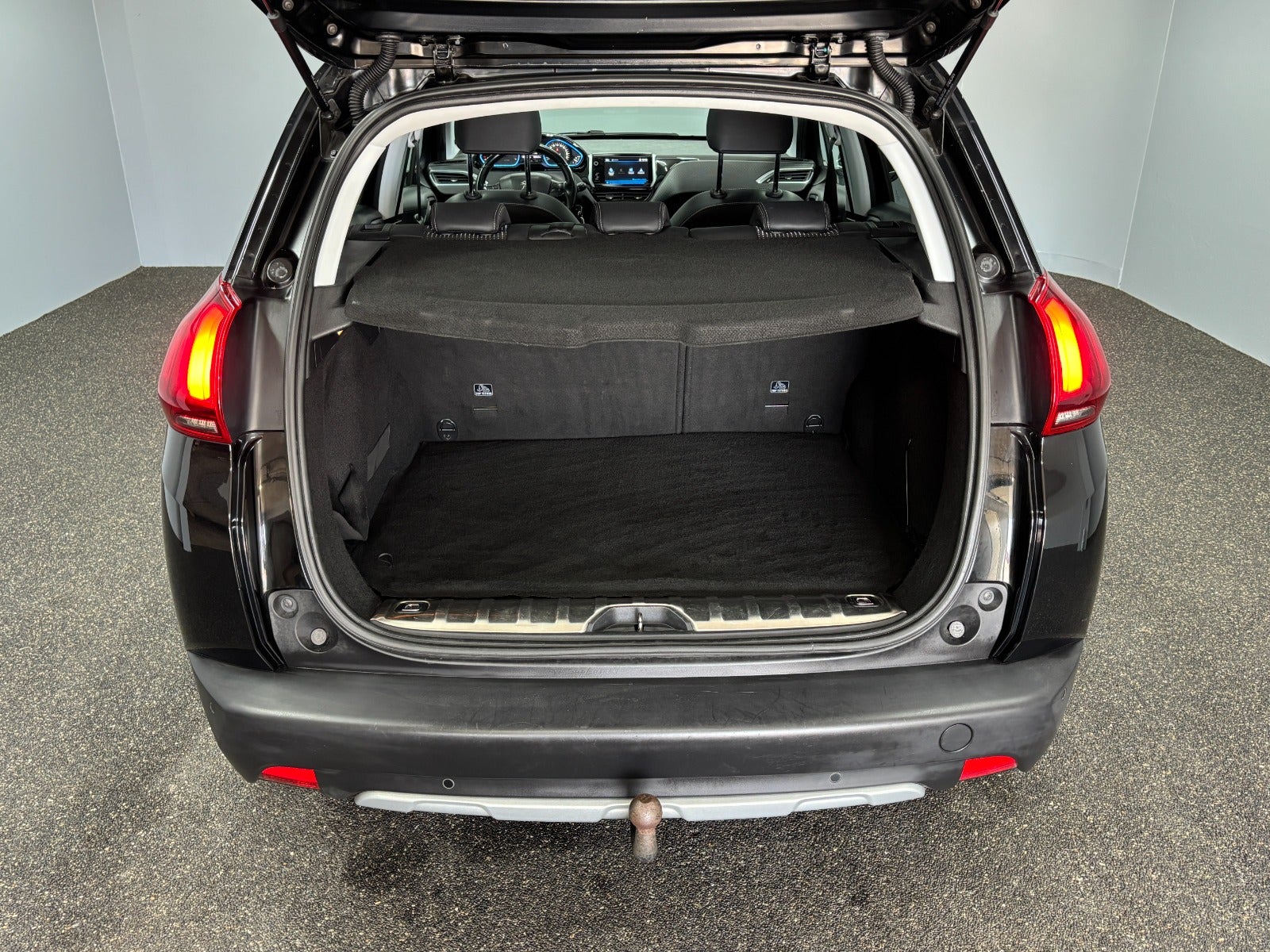 Billede af Peugeot 2008 1,2 e-THP 110 Allure Sky