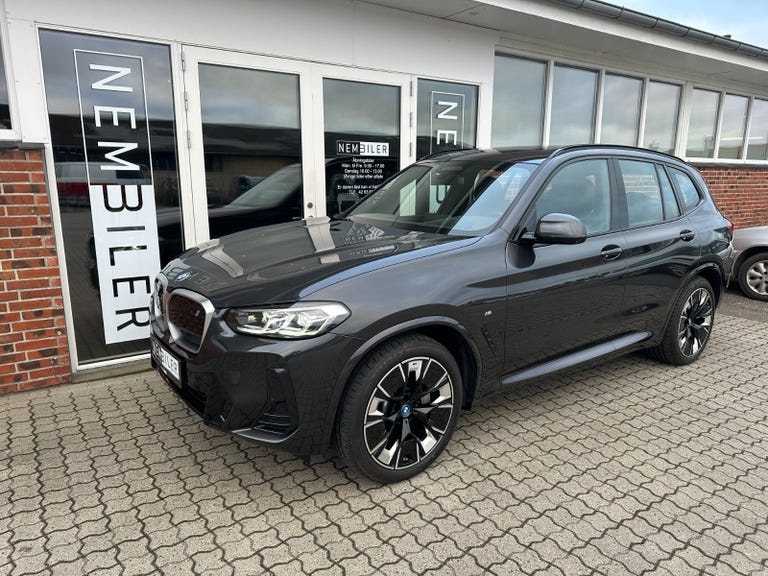 BMW iX3 Charged Plus M-Sport