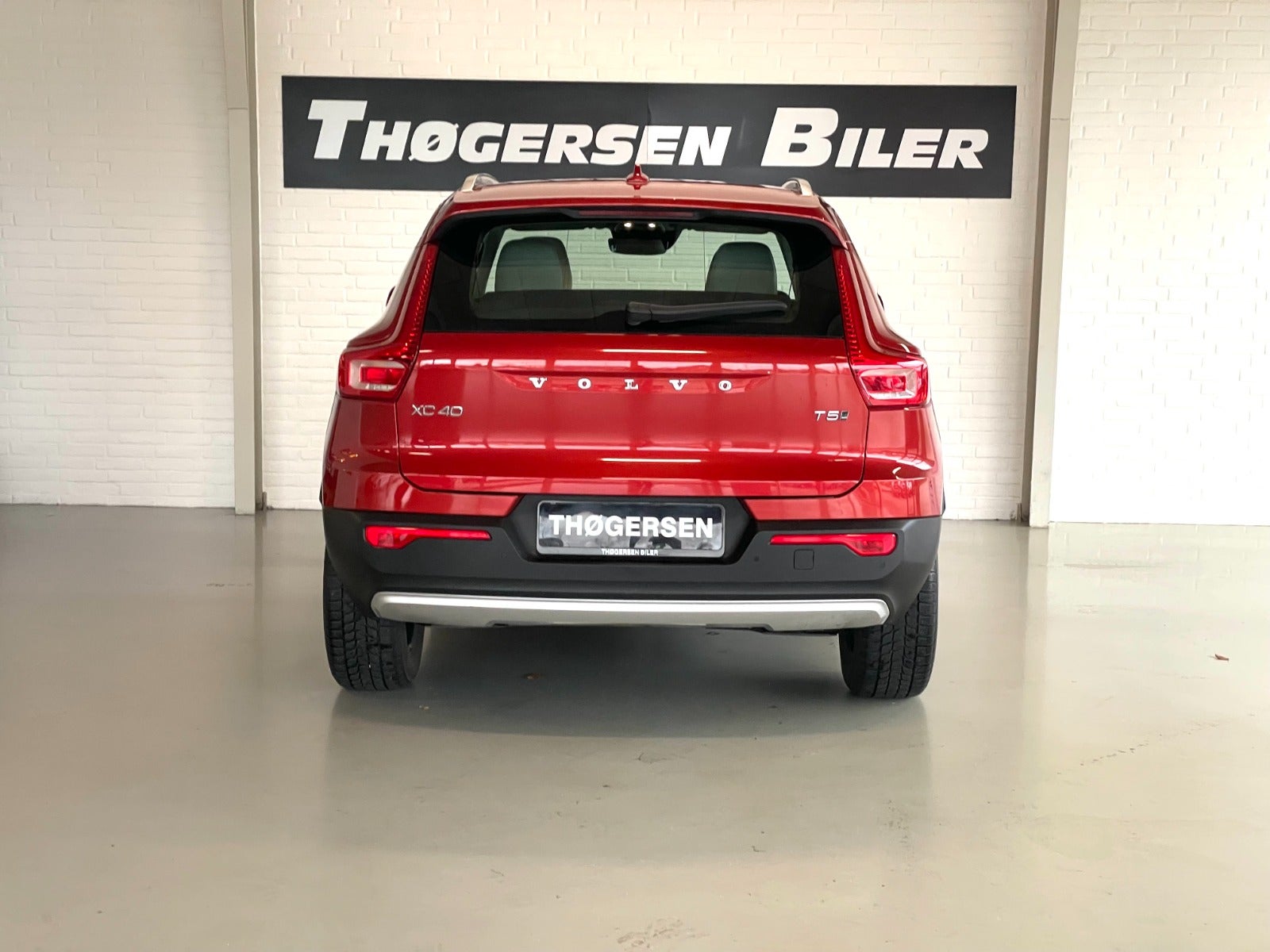 Billede af Volvo XC40 2,0 T5 247 Momentum aut. AWD