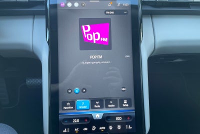 Ford Explorer Premium Extended Range