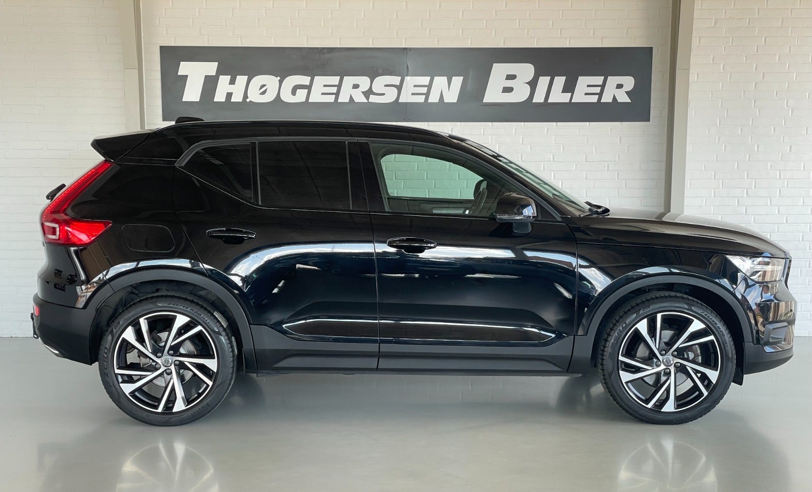 Billede af Volvo XC40 2,0 T4 190 R-Design aut. Van