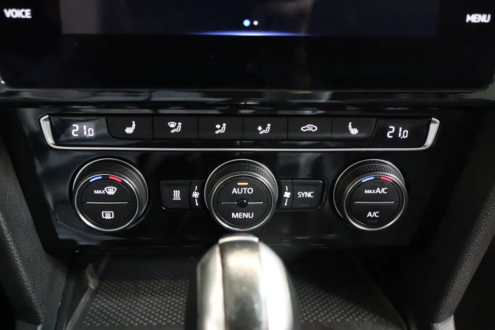 VW Passat GTE Highline+ Variant DSG