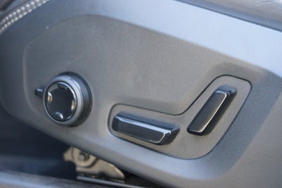 Volvo XC90 T8 ReCharge Ultra Dark aut. AWD Van