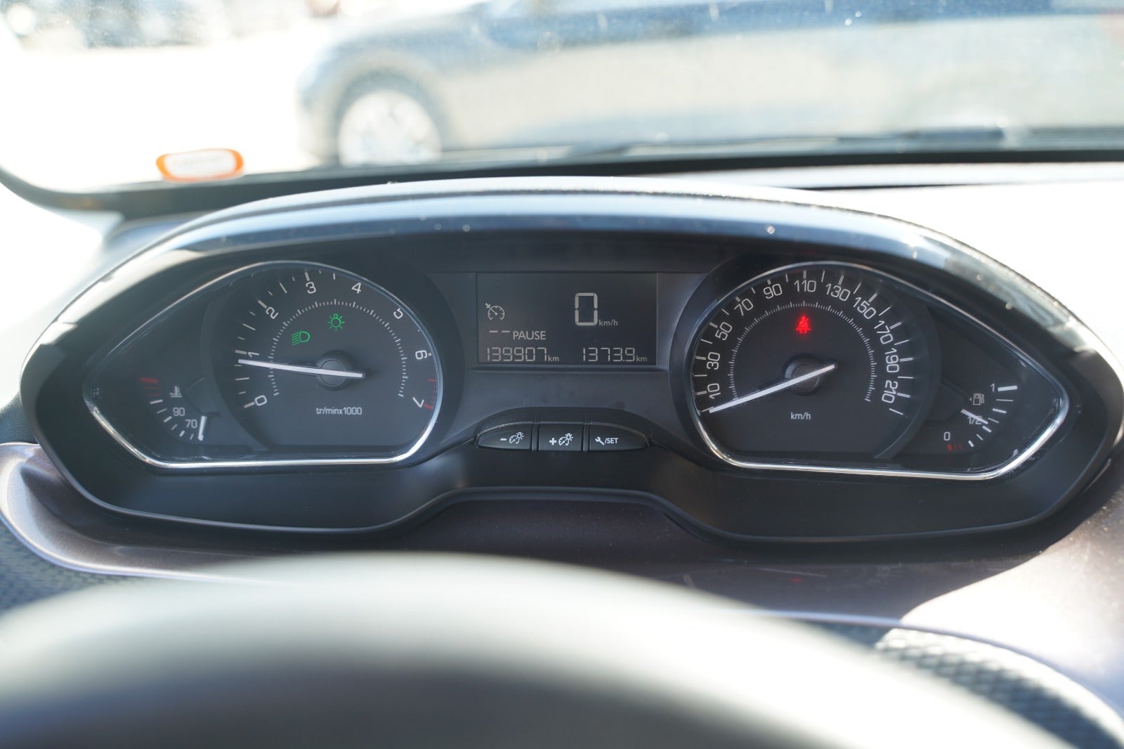 Billede af Peugeot 2008 1,2 VTi 82 Allure