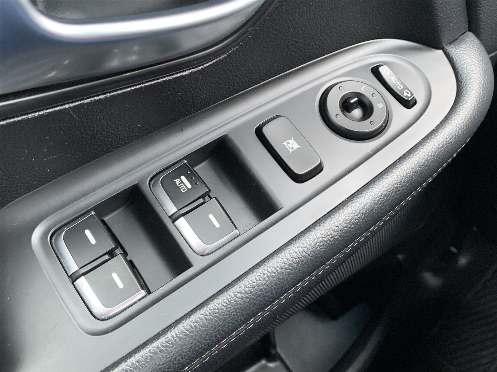 Kia Carens GDi Style 7prs