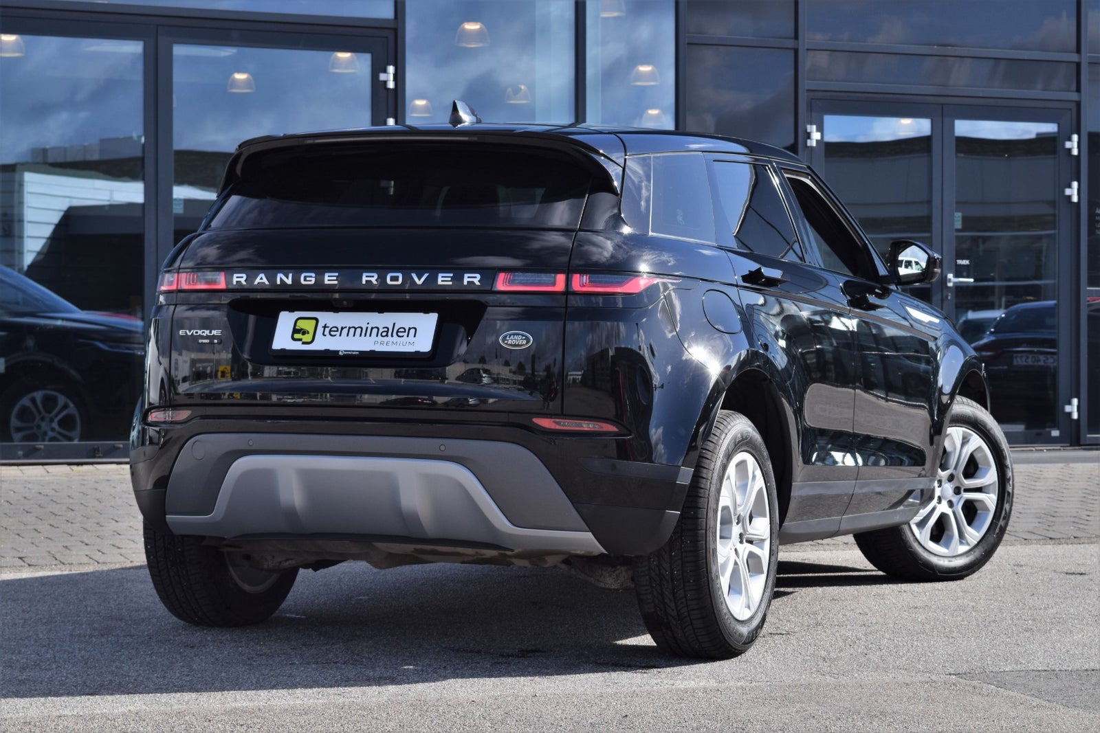 Land Rover Range Rover Evoque D180 S aut. Land Rover Range Rover Evoque D180 S aut.