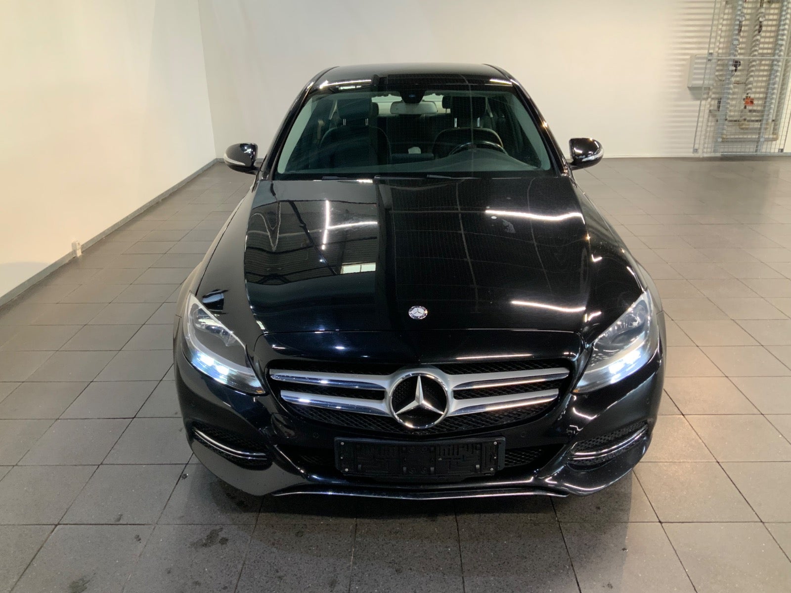 Mercedes-Benz C 200