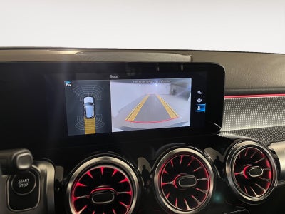 Mercedes EQB300 Progressive 4Matic Van