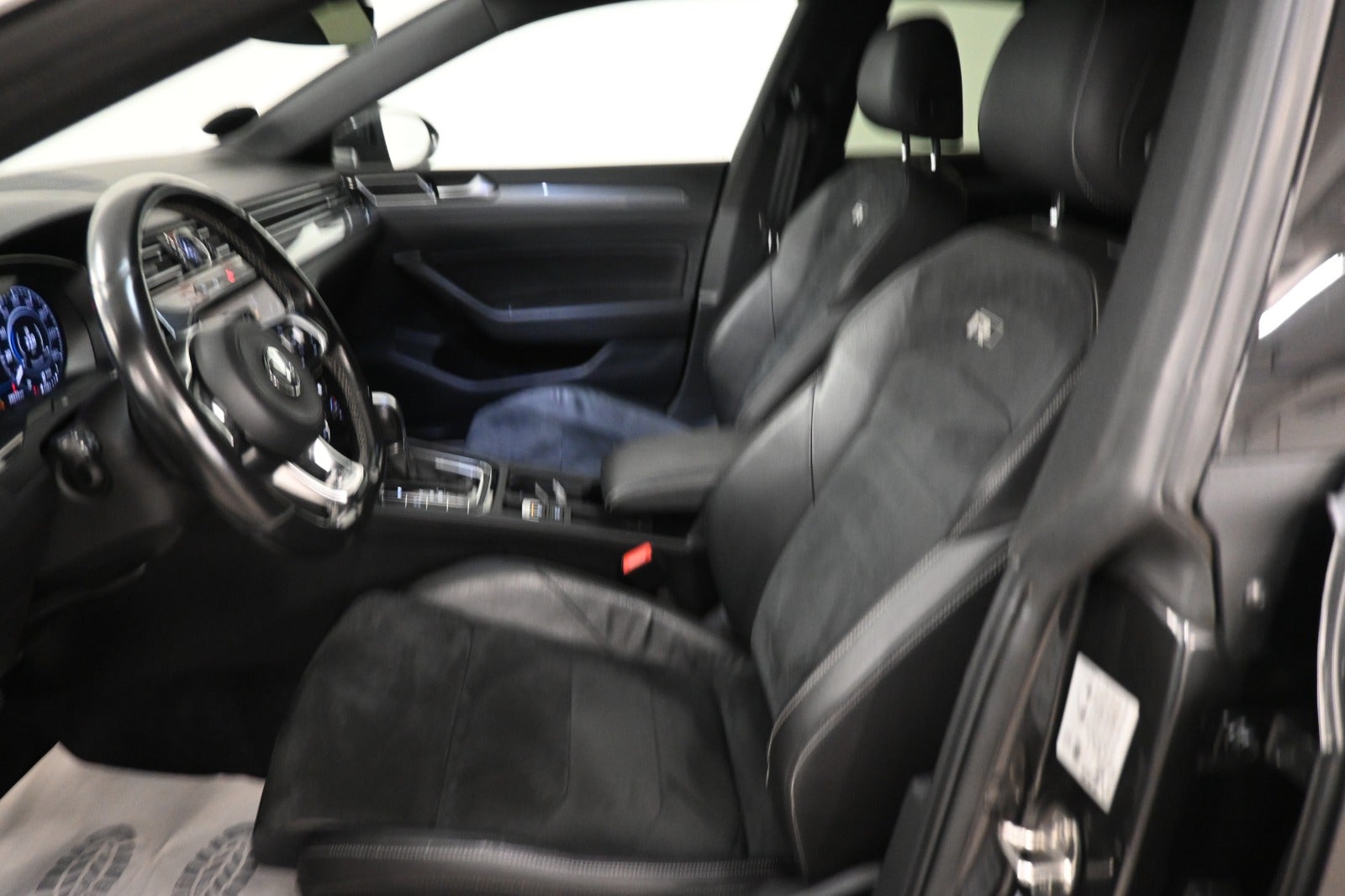 VW Arteon TSi 190 R-line Business DSG