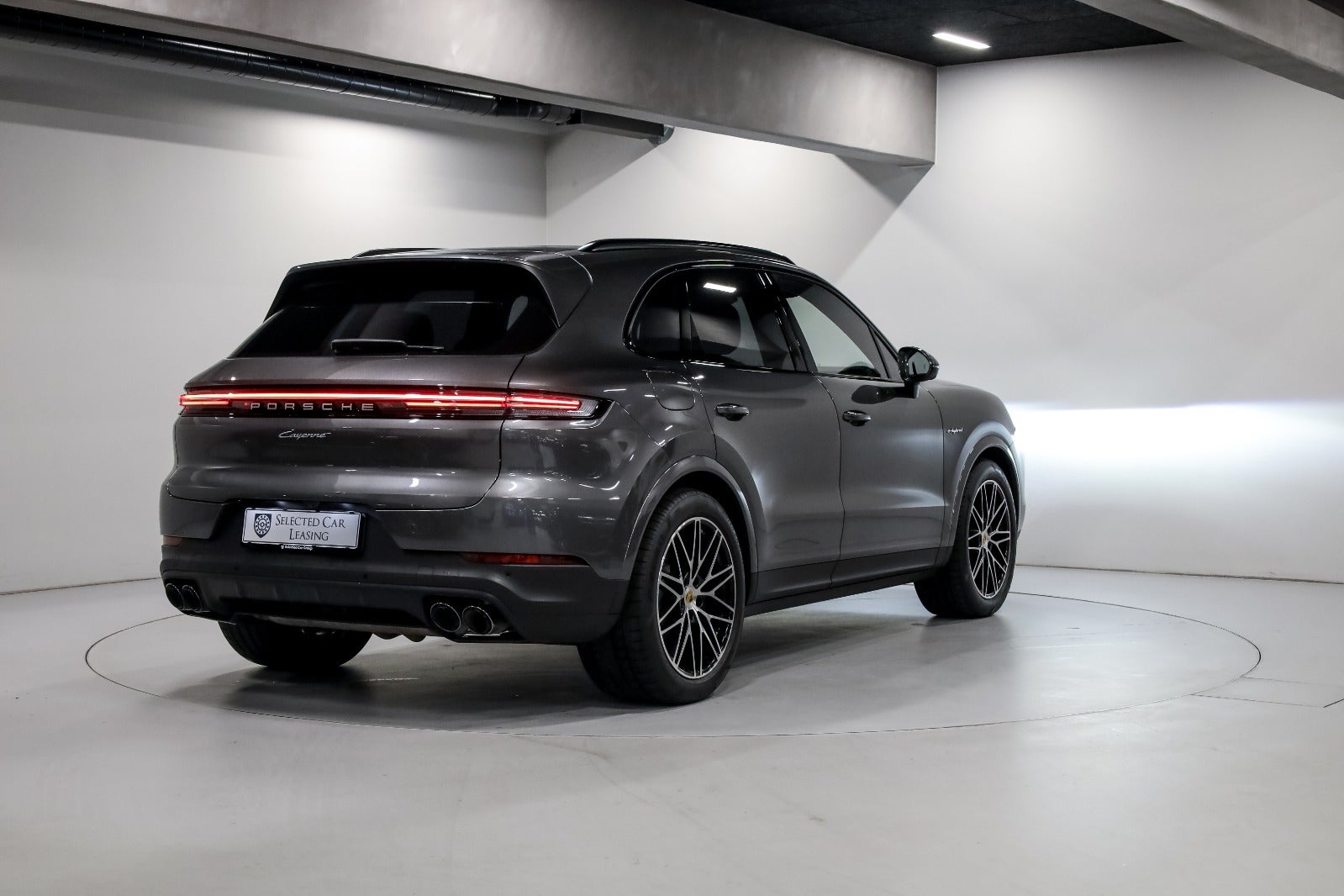 Porsche Cayenne 3,0 E-Hybrid Tiptr.