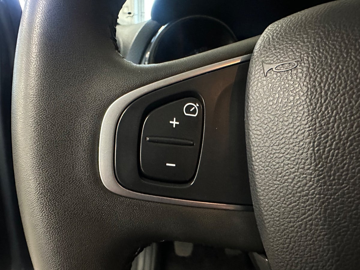 Renault Clio IV TCe 90 Zen Renault Clio IV TCe 90 Zen