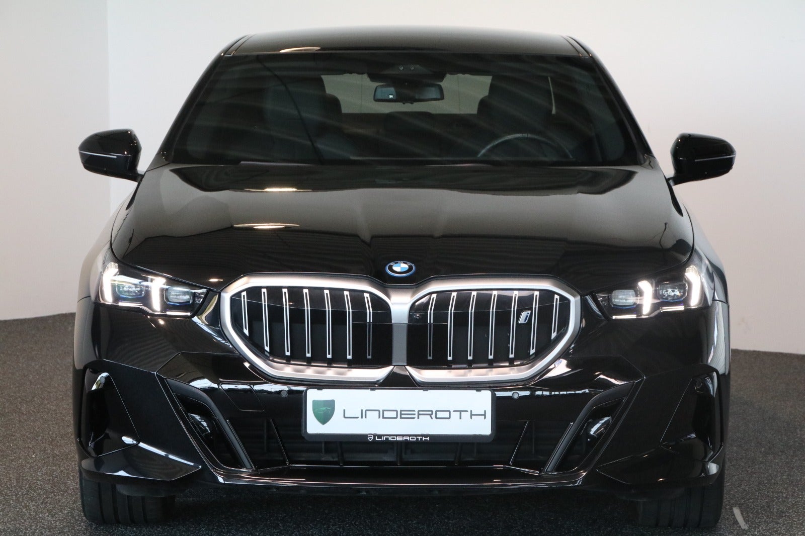 BMW i5 eDrive40 M-Sport 4d - 3