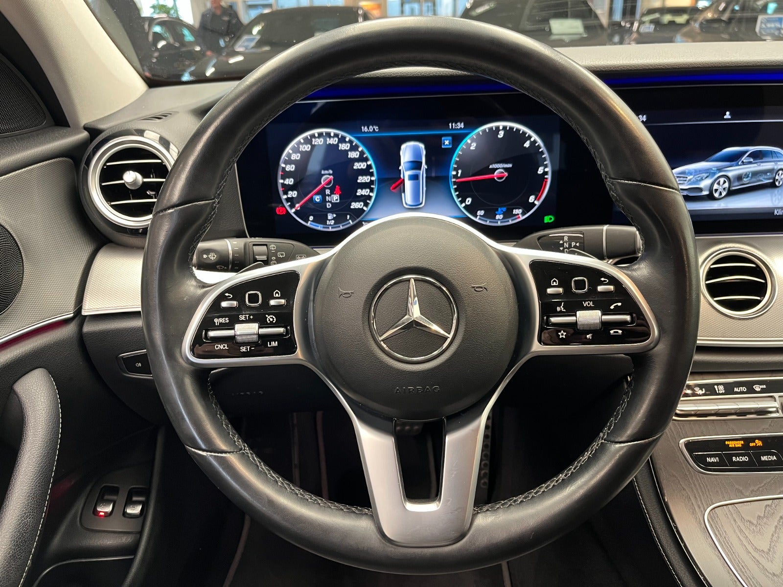 Billede af Mercedes E220 d 2,0 Business stc. aut.