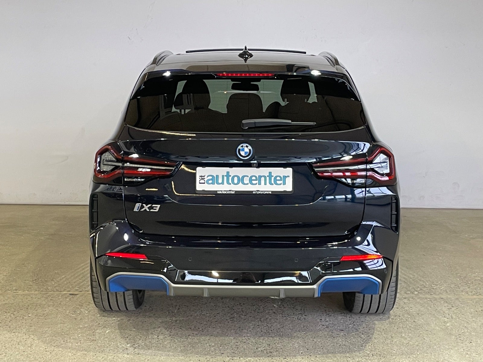 BMW iX3 Charged Plus M-Sport