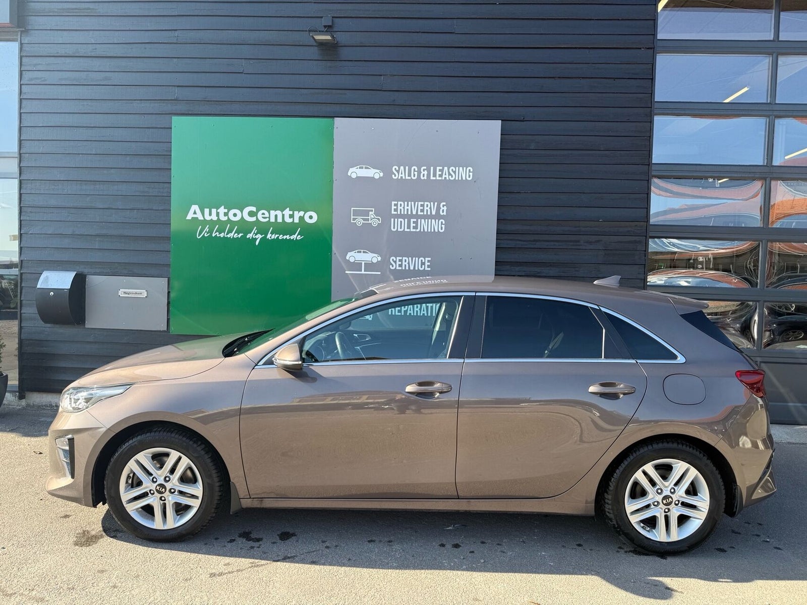 Kia Ceed T-GDi Intro Edition