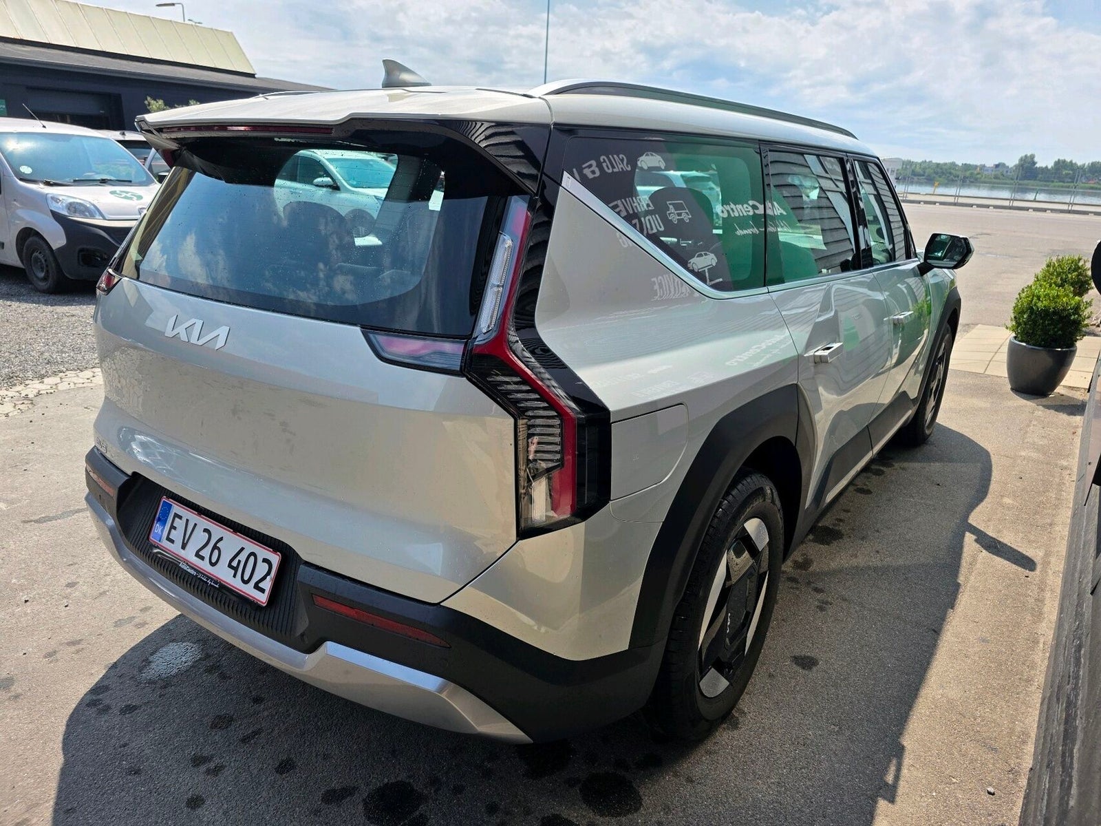 Kia EV9 Standard Range Upgrade RWD 7prs
