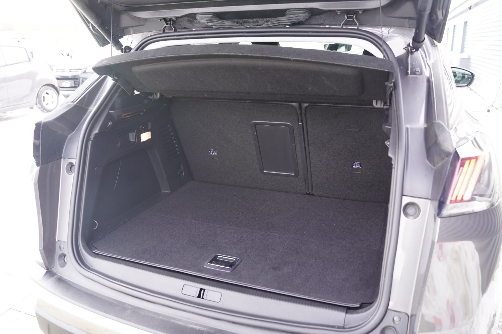 Billede af Peugeot 3008 1,6 Hybrid4 Allure Pack Limited EAT8