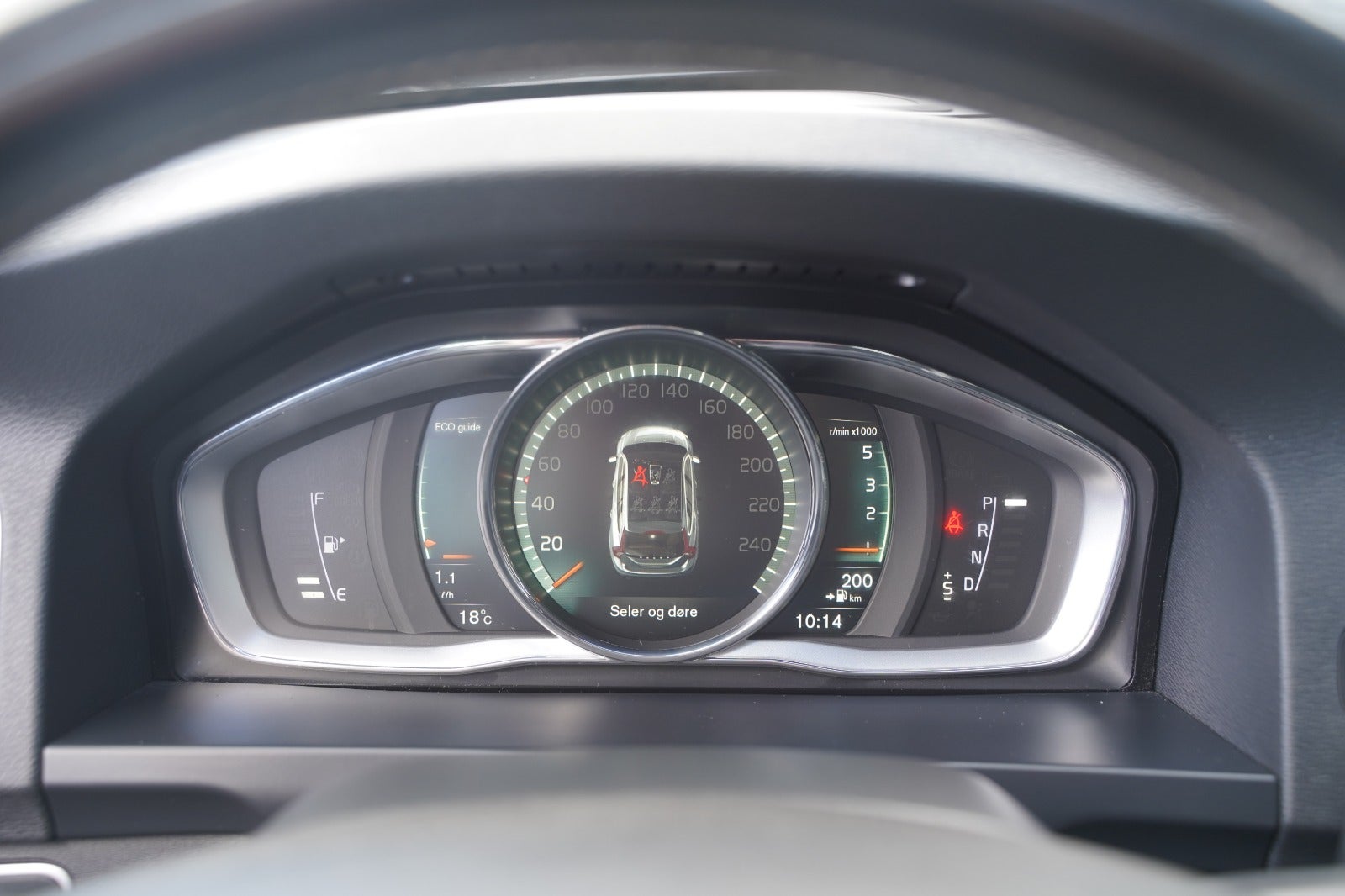 Billede af Volvo V60 2,0 D4 190 R-Design aut.