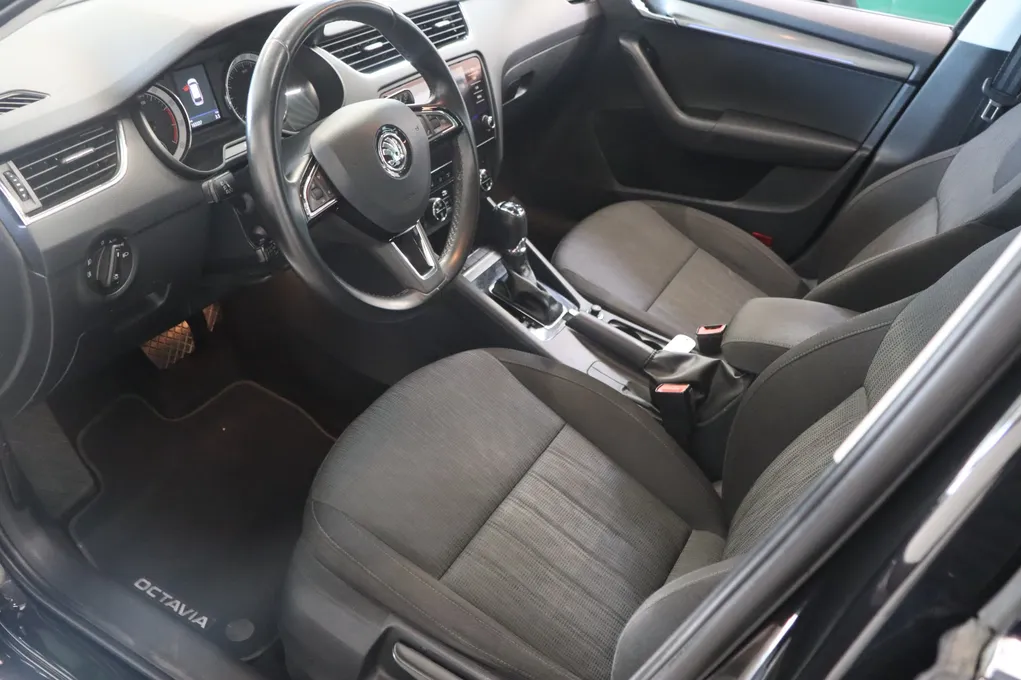 Skoda Octavia TSi 150 Style Combi DSG