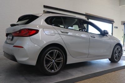 BMW 118i Sport Line aut.