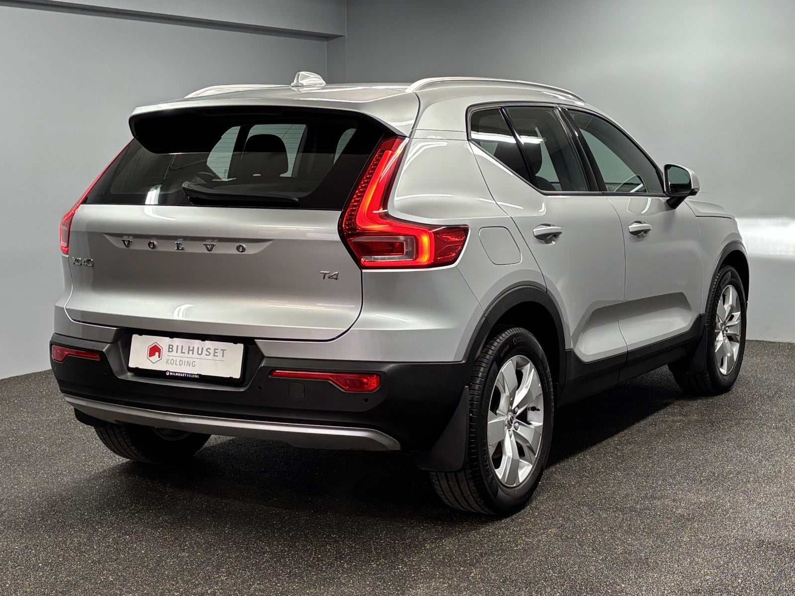 Billede af Volvo XC40 2,0 T4 190 Momentum aut.