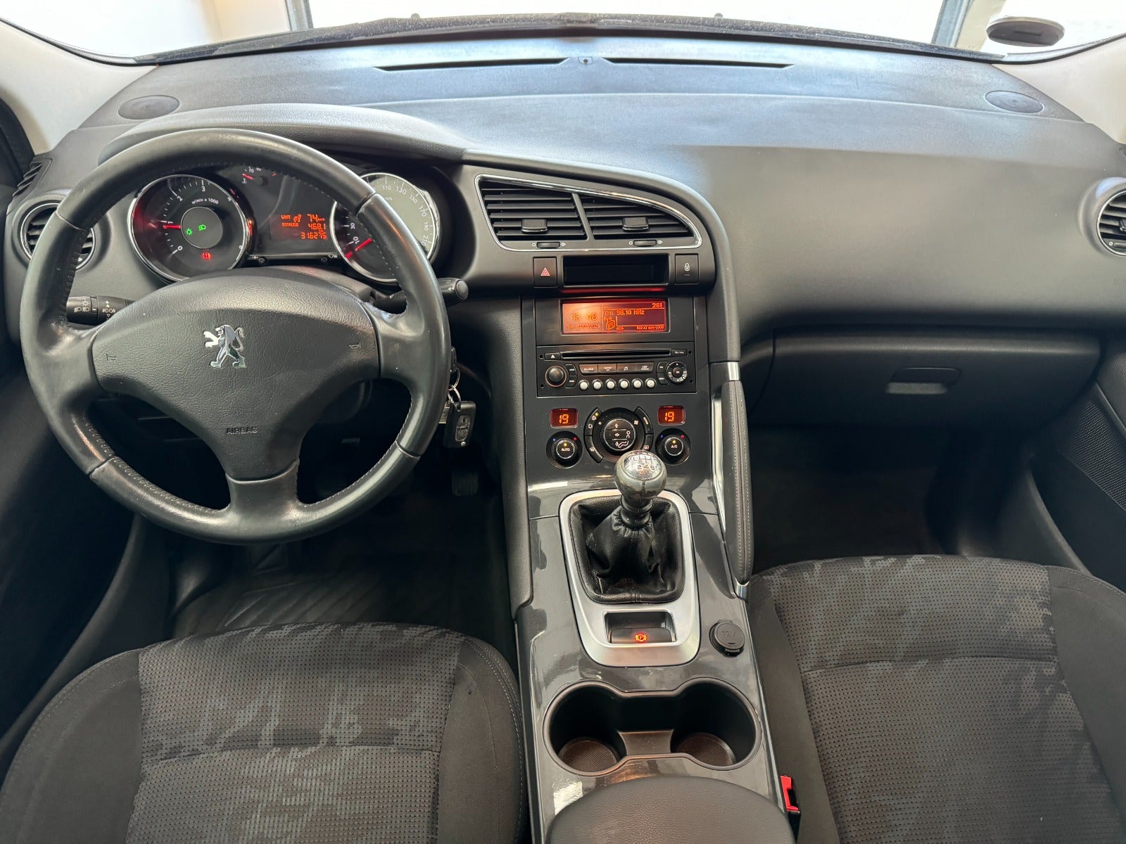 Peugeot 3008 2011