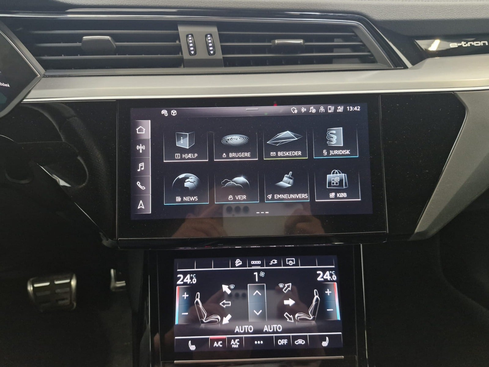 Billede af Audi Q8 e-tron 50 S-line quattro