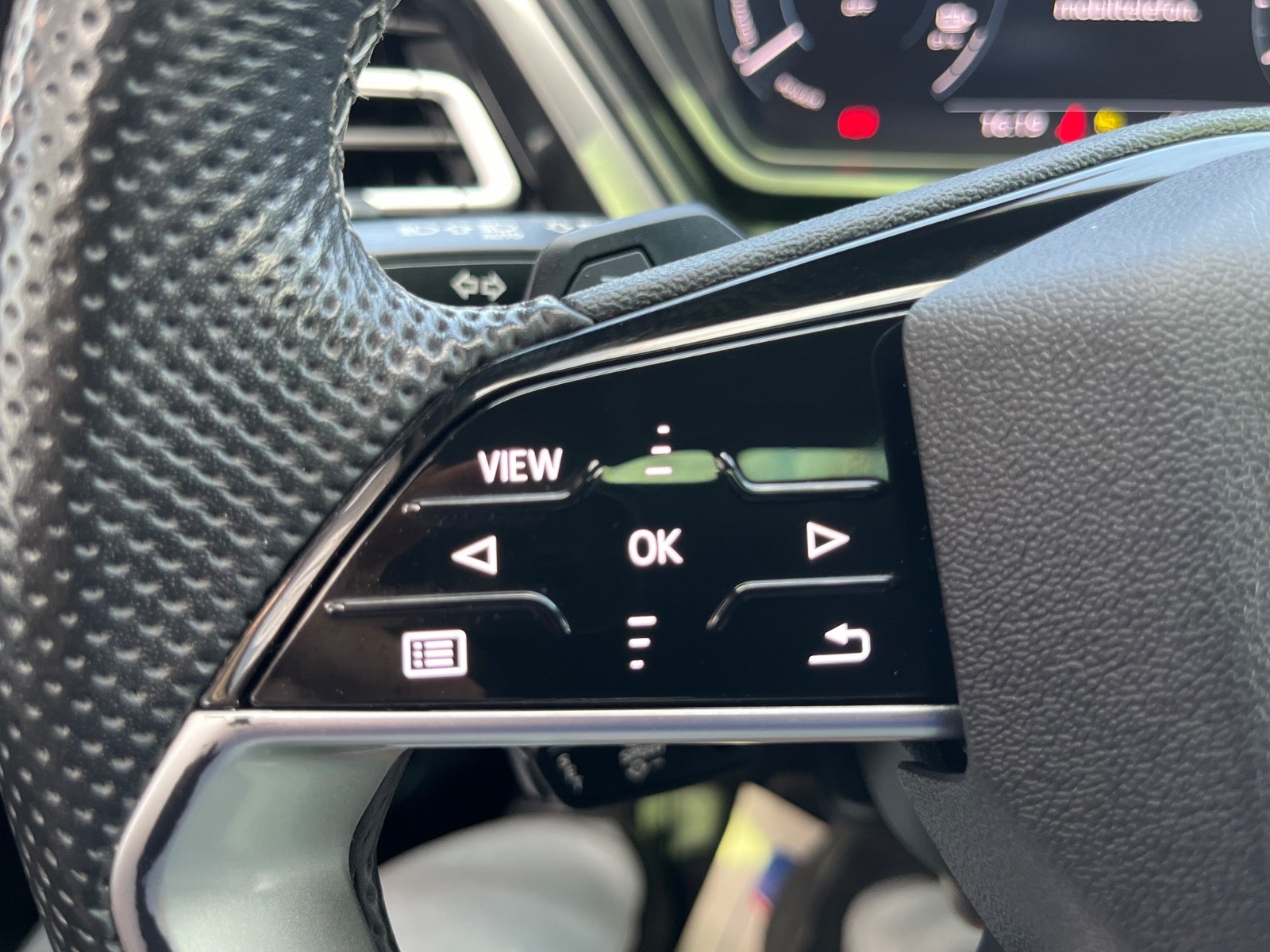 Billede af Audi Q4 e-tron 40 S-line