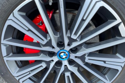 BMW iX2 eDrive20 M-Sport