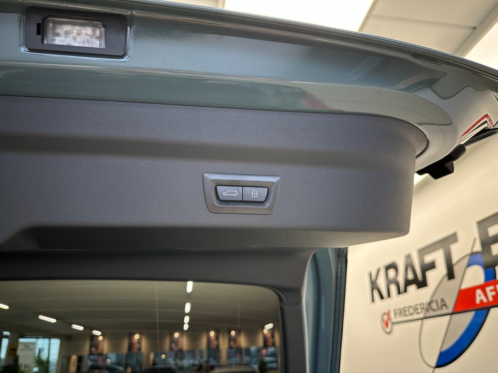 Billede af BMW iX2  eDrive20 M-Sport