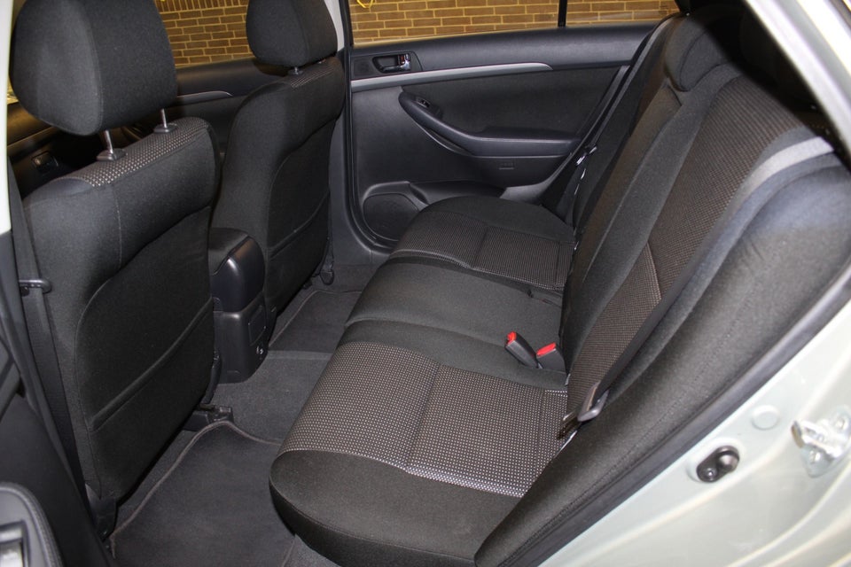 Toyota Avensis, Billede 5