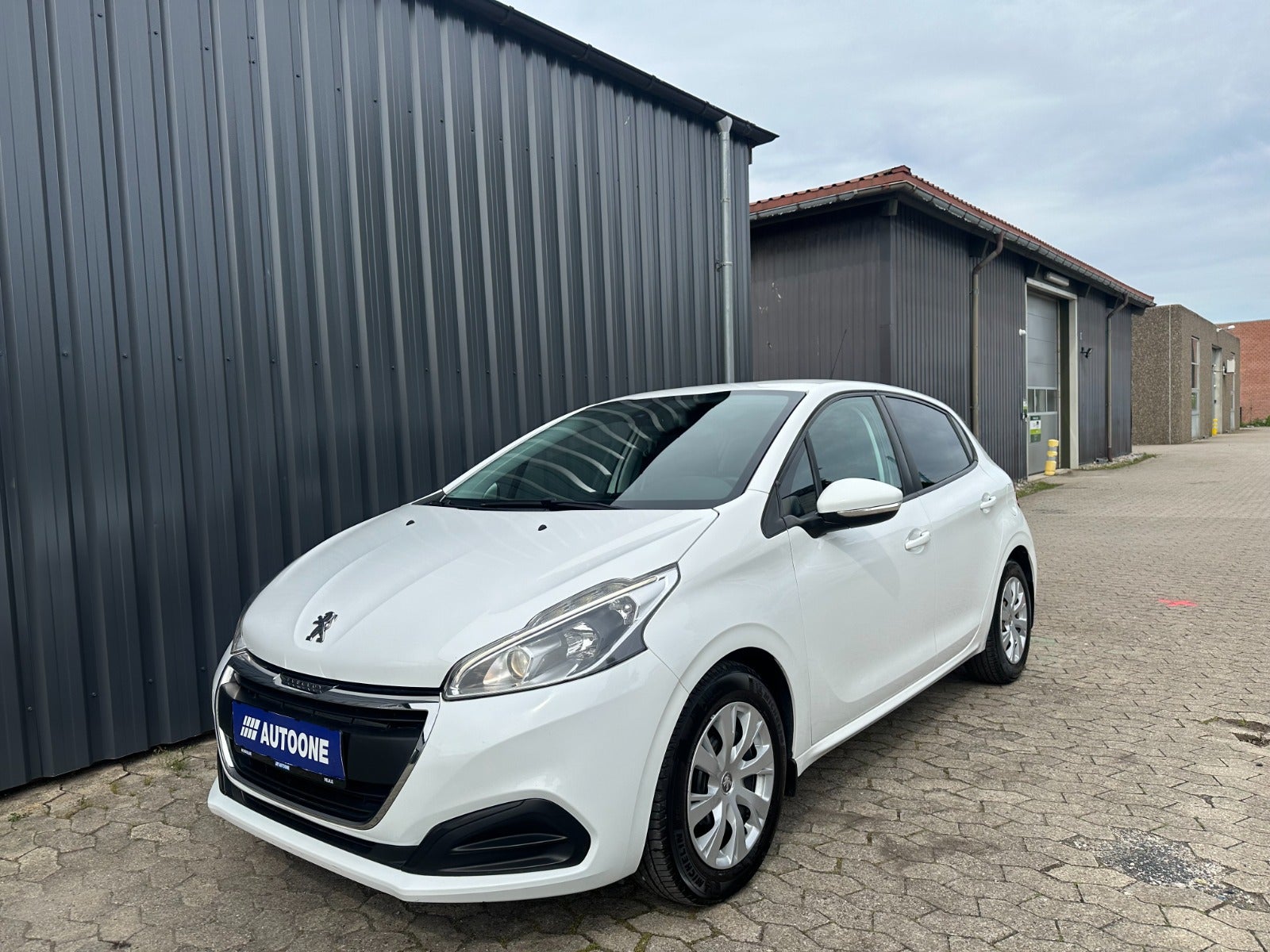 Peugeot 208 2017