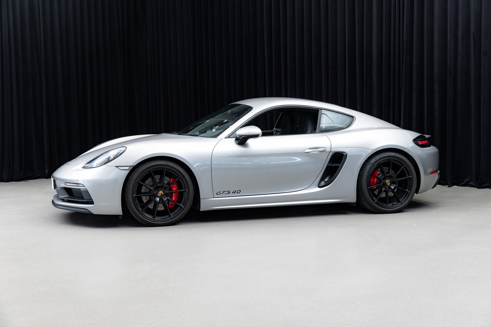 Gallery image 2 of 14