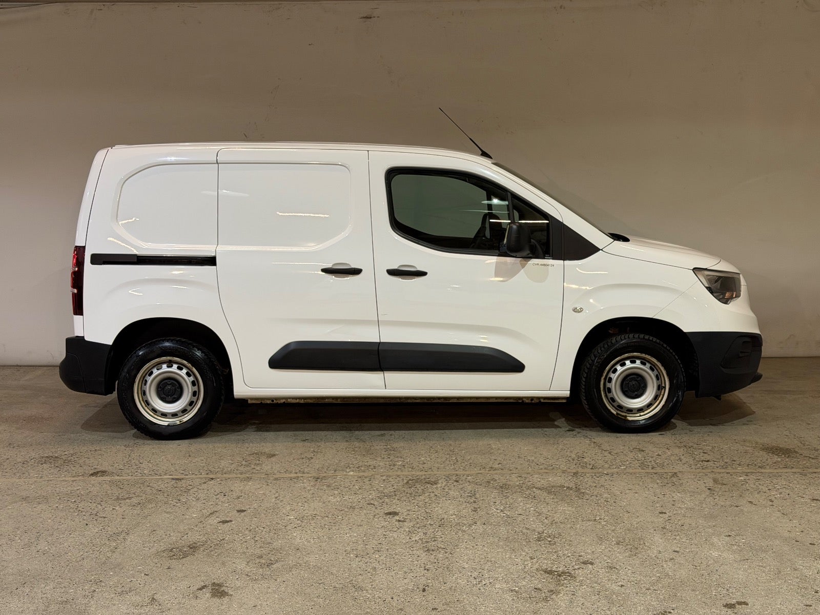 Opel Combo D 102 Enjoy+ L1V1