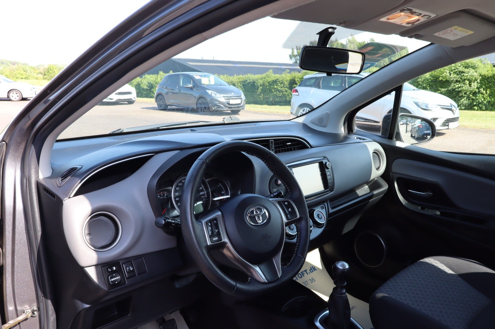 Billede af Toyota Yaris 1,3 VVT-i T2 Style