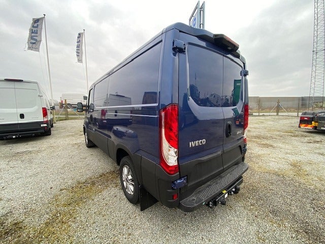 Billede af Iveco Daily 3,0 35S18 9m³ Van AG8