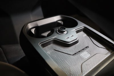 BMW iX xDrive40 Fully Charged